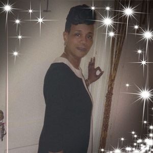 Meet your Posher, Denise